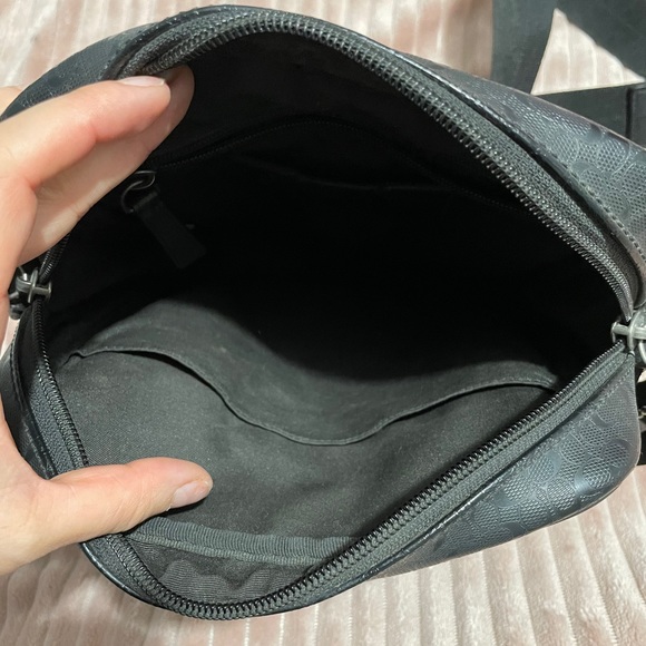 Men’s crossbody